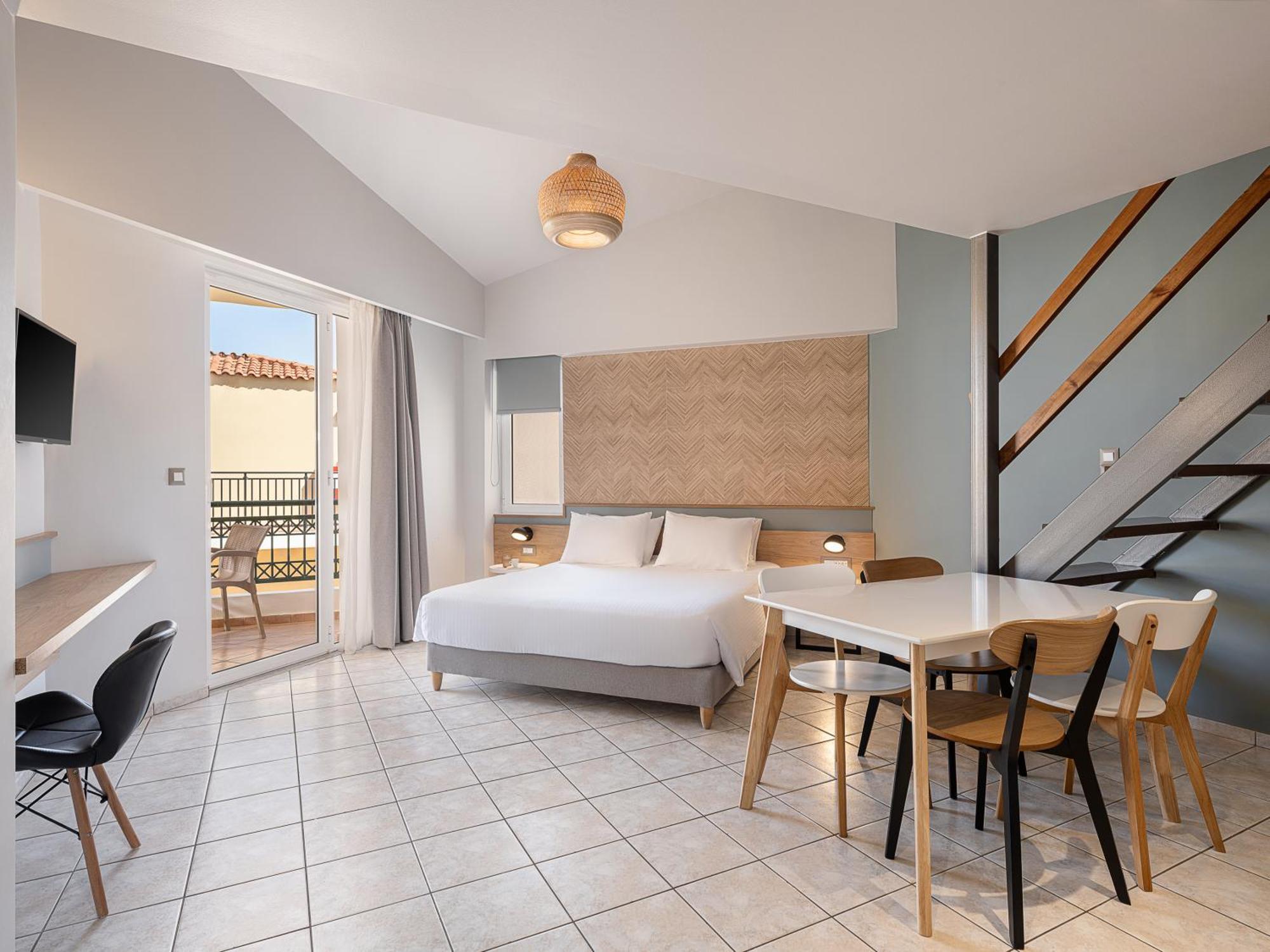 Alexia Beach Hotel Agia Marina Exterior foto