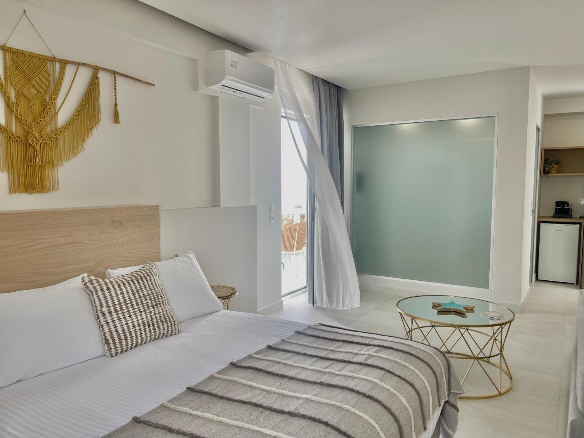 Alexia Beach Hotel Agia Marina Exterior foto