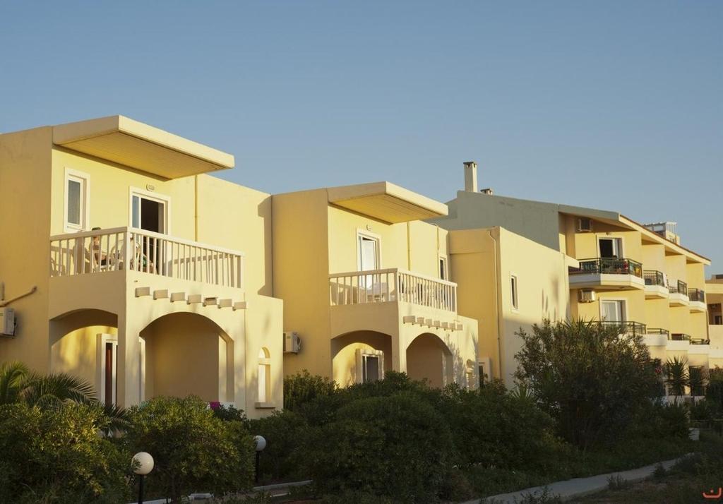 Alexia Beach Hotel Agia Marina Exterior foto