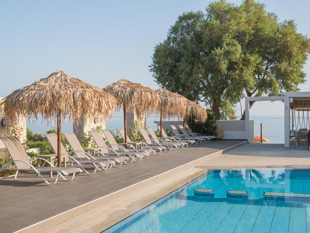 Alexia Beach Hotel Agia Marina Exterior foto