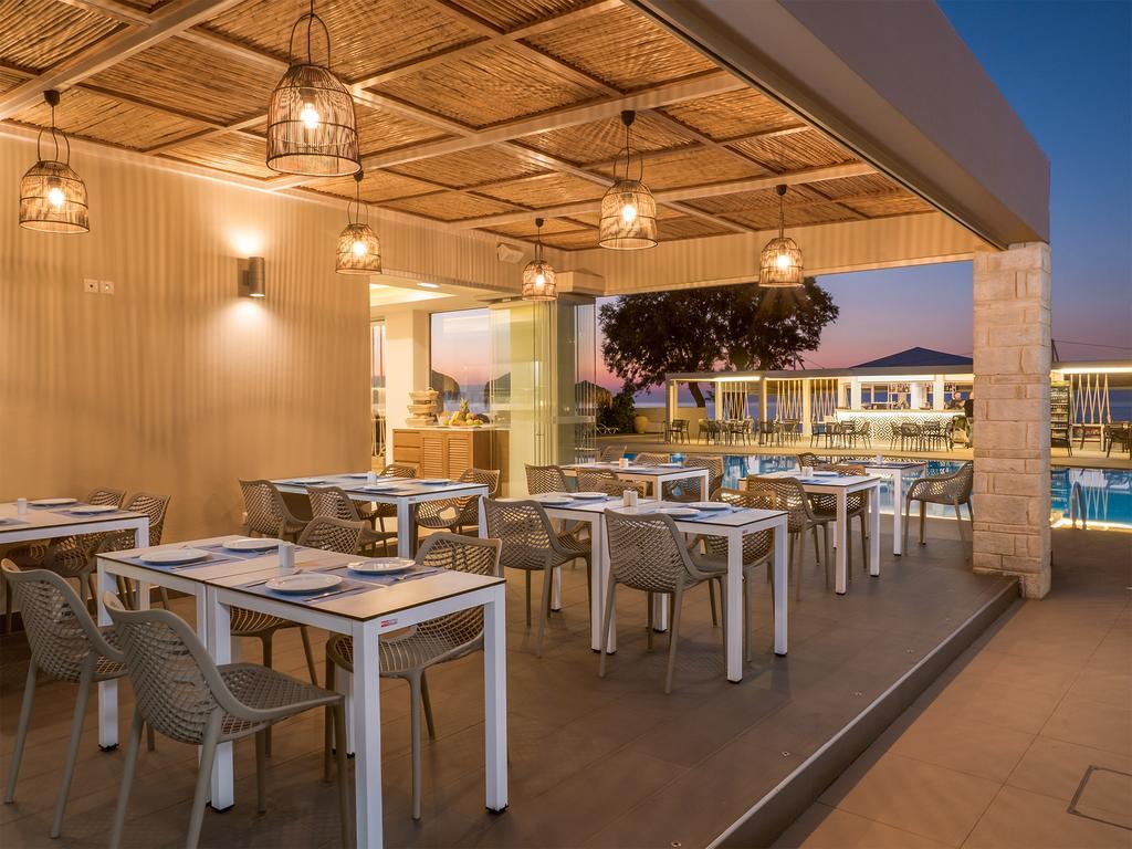 Alexia Beach Hotel Agia Marina Exterior foto